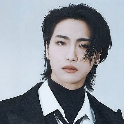 rinazi_'s profile picture. ❆ artiny 🔞 | 8m1t | snghw&ysng centric| mсtz • yvnscng • secngscng • ❕rps/rpf