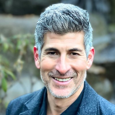 SweetFeeli88517's profile picture. 🏅Sports Enthusiast | Entrepreneur 💼 | member of development and construction 🦺