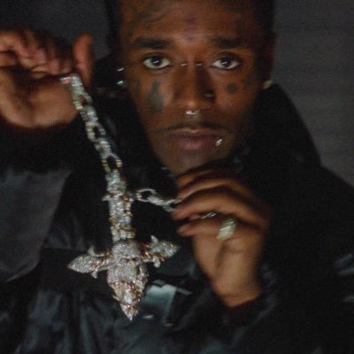 offwhitexa's profile picture. 