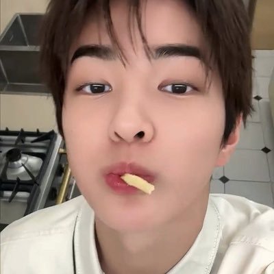 w1nnterbear's profile picture. bangtis enthusiast