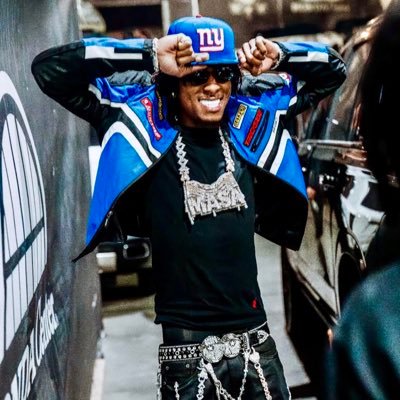 isaaccieno's profile picture. #1 Enjoyment Man , Chelsea in my blood 💙☘️🔞⚽️🇳🇬. La Lakers 💜💛 Young Stoner Life 🐍.