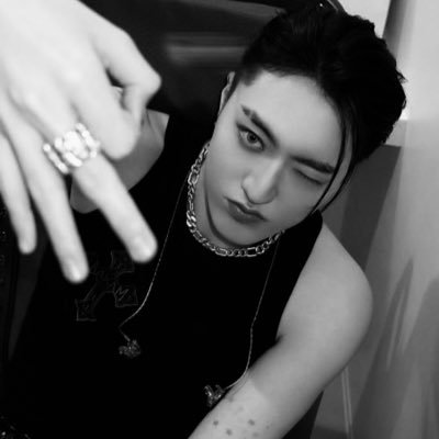 ofdikta's profile picture. 𝗔𝗹𝗲𝗿𝘁. I'm a sweet addiction with a rebellious aftertaste.