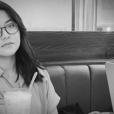 seraphizna's profile picture. prioritas? apa itu.    
tiap hari salah jalan, tapi ketemu orang keren