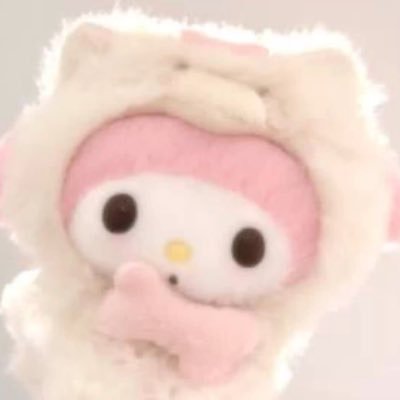 mieldearce's profile picture. muy sensible, llorona y fangirl