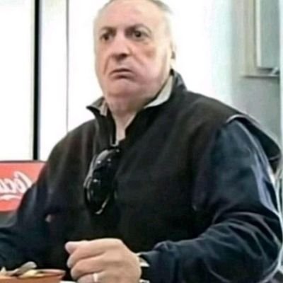 ceqqqicccc's profile picture. çok komik biriyim doğrudur,

aynı zamanda software engineerim,

bu hesabı da öyle her şeye bir sözümüz olsun diye açtık