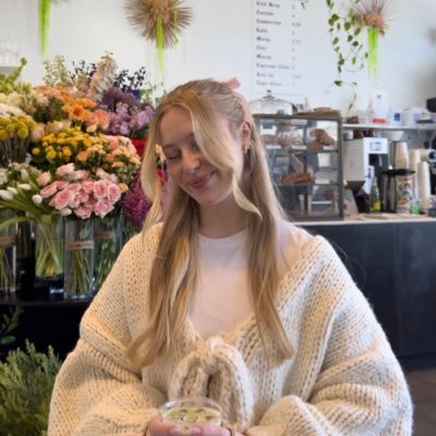 beylicesu32's profile picture. 