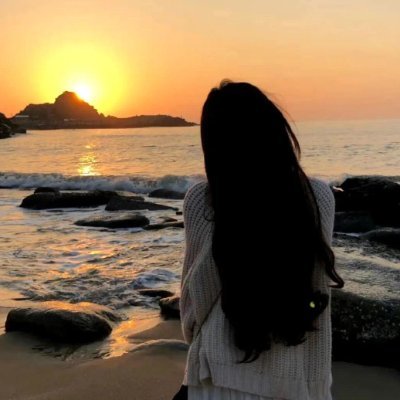 YumikoHONDA32's profile picture. 人生で遭遇する様々な困難や挫折は、私たちを埋もれさせることもあれば、踏み石となることもあります。それらを賢く利用すれば、困難を乗り越え、成功へと向かうことができます。