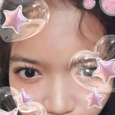 glooomthere's profile picture. kopi, dimsum & roblox🥰🫰