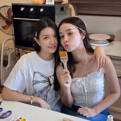 ghelayyyy04's profile picture. 