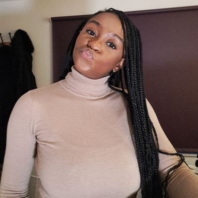 GoodyTanen's profile picture. Petite Enigma || 5'2 Foodie || 🇳🇬flow with the now...be happy & above all love yourself🇳🇬 ||

Believe me on these streets at your own risk🌚...#Celebknower