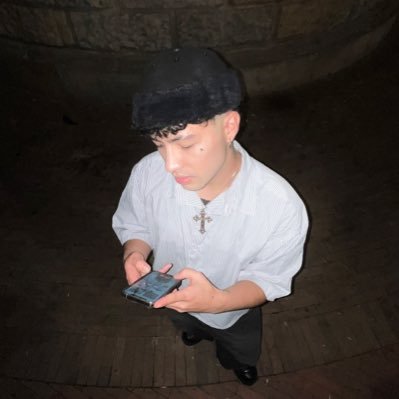 samdiegoo's profile picture. babe, i’m a house on fire