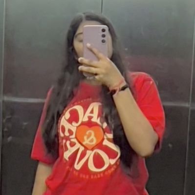 rimjhimv303's profile picture. Learning • Growing • Glowing