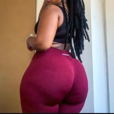 Lust929212's profile picture. I don't own the content. No copyright infringement intended. Dm for credit or removal.