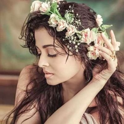 Aishwaryaraiyan's profile picture. a fan boy of Aishwarya Rai 💖