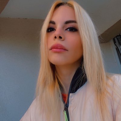 roj_daa's profile picture. 