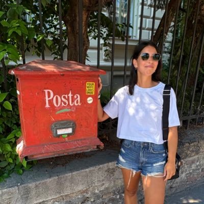 belllllm's profile picture. for a lonely soul i'm having such a nice time