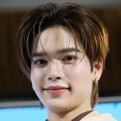 SSSminddd's profile picture. จูเนียร์เป็นพระอาทิตย์ 🌞 มาร์คจิเป็นพระจันทร์ 🌛 มีมี่เป็นดาว ( ทาสรักเหมียวเร้ก ) แม่เคะทุกสถาบัน 💕 #junniorrs 💛 #markjrtn 💙