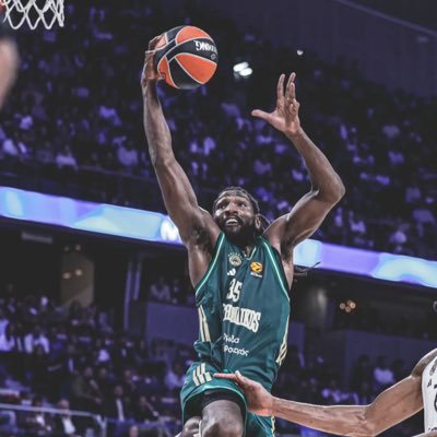 Parinho13's profile picture. 