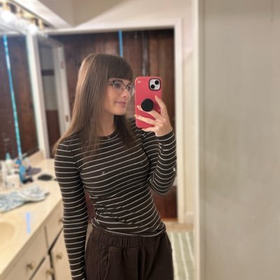 Haesicksvg7's profile picture. private chat