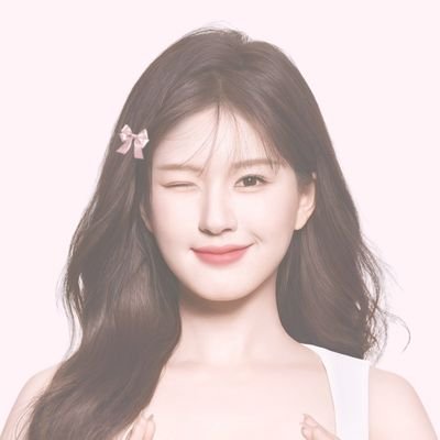 zhaollusi's profile picture. 🎀 𓂃⭑XCVIII : glimmering sunshine personified, 𝐙𝐡𝐚𝐨 𝐋𝐮𝐬𝐢 ✦