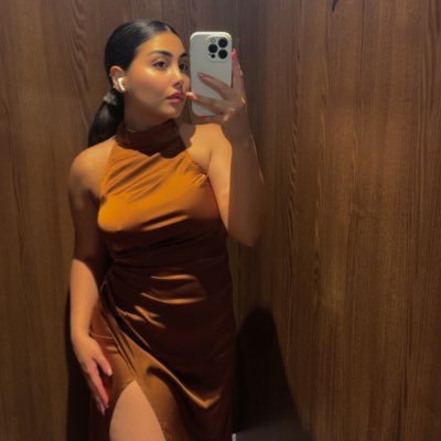 sadafmilan's profile picture. https://t.co/JdXIQbAvVo