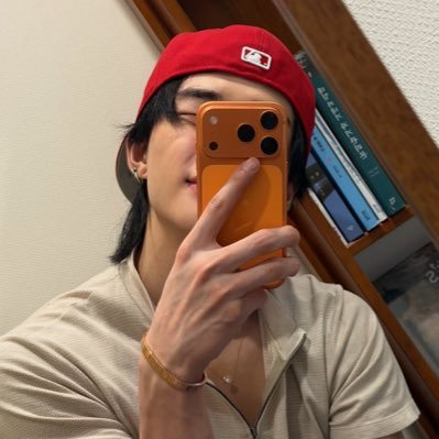 wifsshyune's profile picture. daily #현진