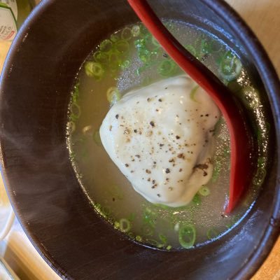 LWcuTLfUHsQHbbJ's profile picture. 