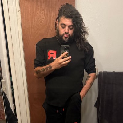 broloth's profile picture. I love two thins and one of those things is Pokemon cards! That’s what this page is for.