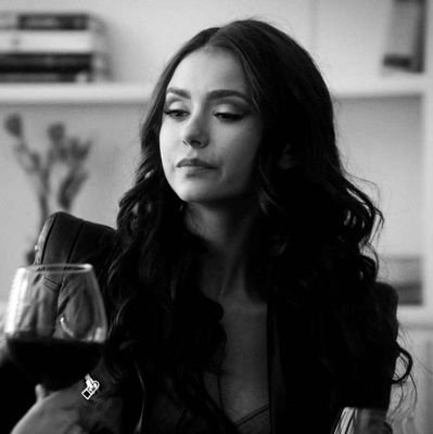 petrova18583's profile picture. 