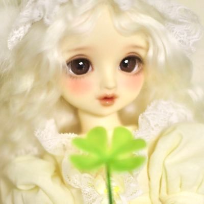 zi__2i's profile picture. 