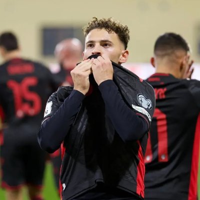Interista03's profile picture. Pazza Inter Amala 🖤💙

🇦🇱🦅