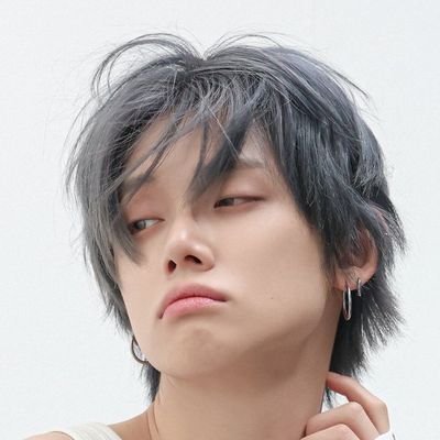 jdjfjfkfkfktk's profile picture. 