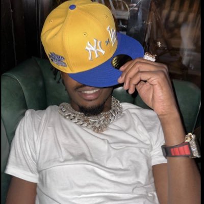 Ardaacl's profile picture. 18|@albionderalbo|🌫️| Ooh, baby, what you wishin' for? Maybe you should wish it more Maybe the world is yours