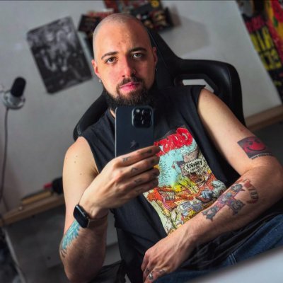 ajoota98's profile picture. 🔴Content Creator | 🎥YouTube Partner | 🇺🇸Bilingual | 🎸Guitarist | 🎧Music Producer | 💻Analyst | 💍@fernweh_apry