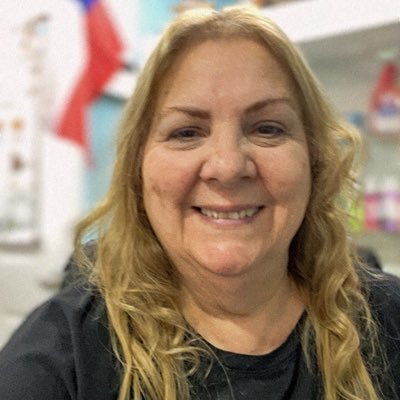 ConLejanos's profile picture. Mi constante cómplice el instante, mi mayor tesoro el detalle, mi mejor momento el ahora. Mi pasión escribir , mi aventura leer .