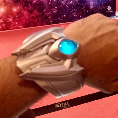 AiRiZ_artz's profile picture. 