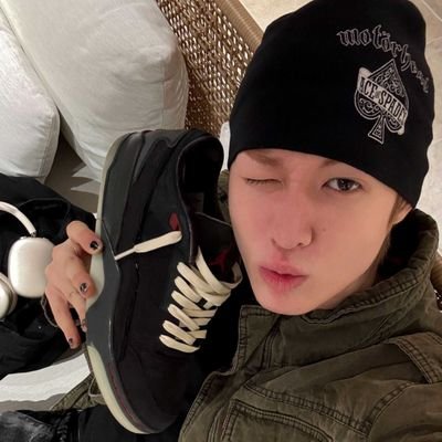 coertinism's profile picture. woozingitis & martingitis (i ♥️ producers)