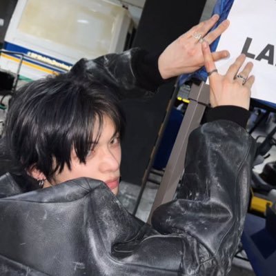 jjuna_moaseyo's profile picture. TH : 나한테 집중 해야겠쥐~?