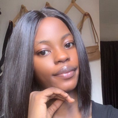 VikkyAnny's profile picture. An accountant 📒🖋️ ,A home braider 💇‍♀️💇‍♀️