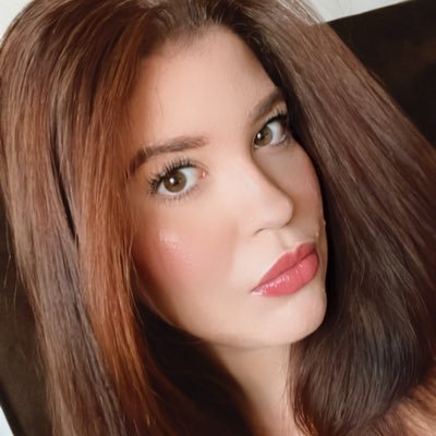 lizziegonewild's profile picture. 