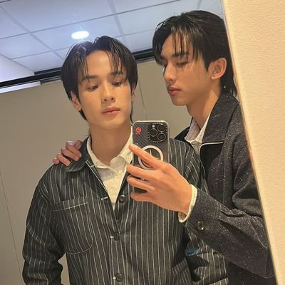 puj4intakkeonho's profile picture. isinya bucin intak perthsanta keonhoo surfjava