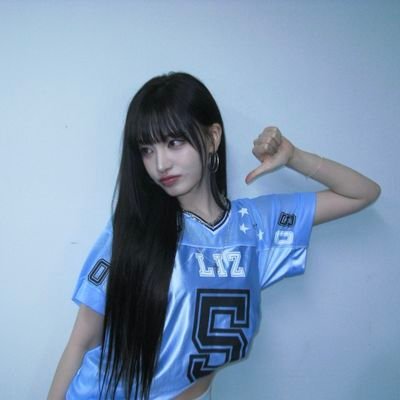 kshiroz0z's profile picture. 광배: 내가 어떠케 알아?