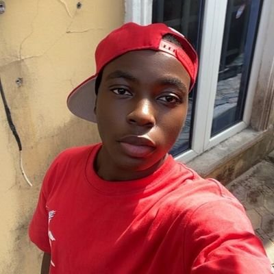 Tobias_Sn0w's profile picture. Linguist 👨🏾‍🎓