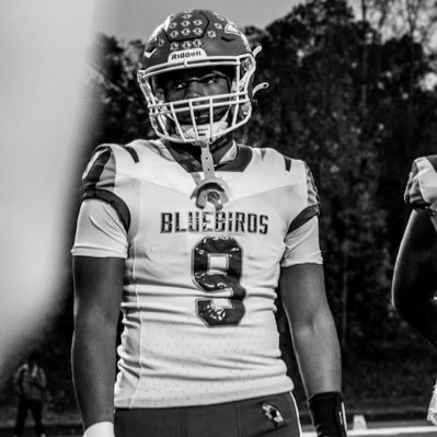 reynaldovega08's profile picture. 6’2 220 II‘26 II Kenwood High School II EDGE/FB II 3.3 GPA II Contact info: reynaldovegathird@gmail.com