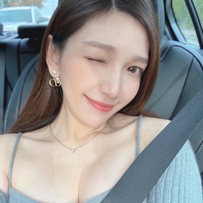 Juliette_07aj's profile picture. Only by being your most authentic self can you deserve the kindness of this world.