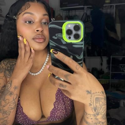 AmeliaE71269's profile picture. 🥰 I’m looking for a serious relationship 🤭😊☺️. , hit me up if u wanna know more .