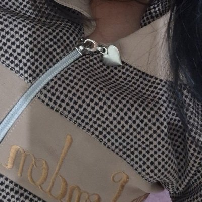 AmabelWork89755's profile picture. F23 / akun oversharing