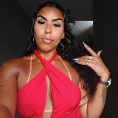 ThayMorena94's profile picture. Sustentada e protegida por aql q nunca falha!!! 🤍✨️