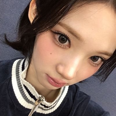 zhiwoo's profile picture. Strawberry cheesecake personified.