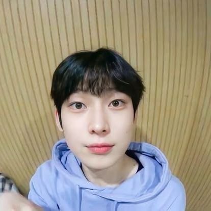 sunoouggae53cm's profile picture. 내겐말야 마치 다이아 같은 꿈이 있단말야